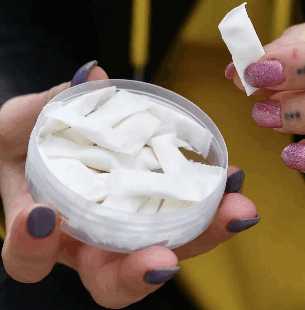 What is inside the nicotine pouches?插图 What is inside the nicotine pouches?