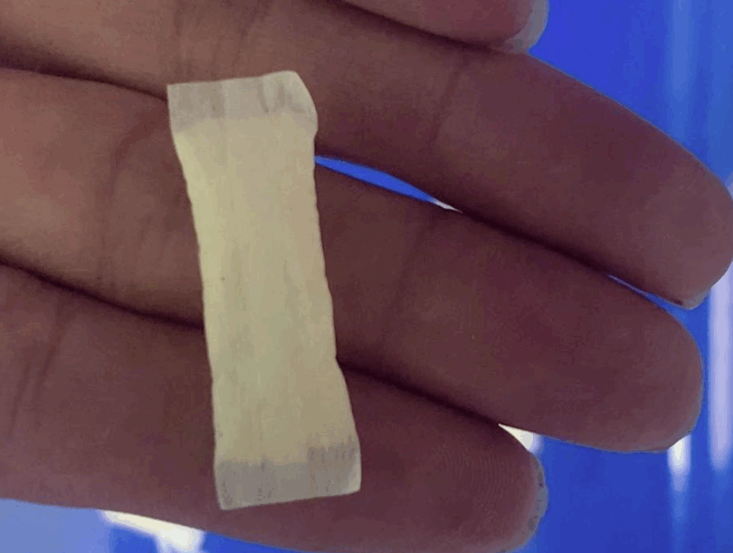 Can nicotine pouches help me quit smoking?插图 Yes. The vast majority of serious research into smoking cessation programmes and nicotine based quitting products find that the use of nicotine in a controlled manner is critical to successfully quitting smoking.